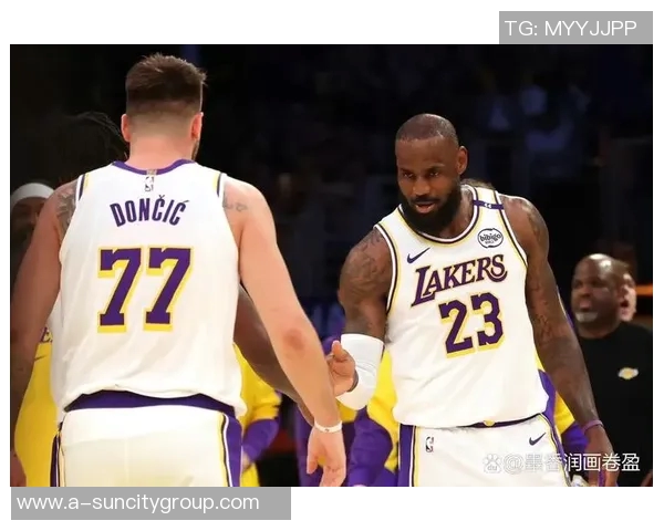 东契奇盛赞詹姆斯重振比赛风采其高效表现令人叹服无所不能